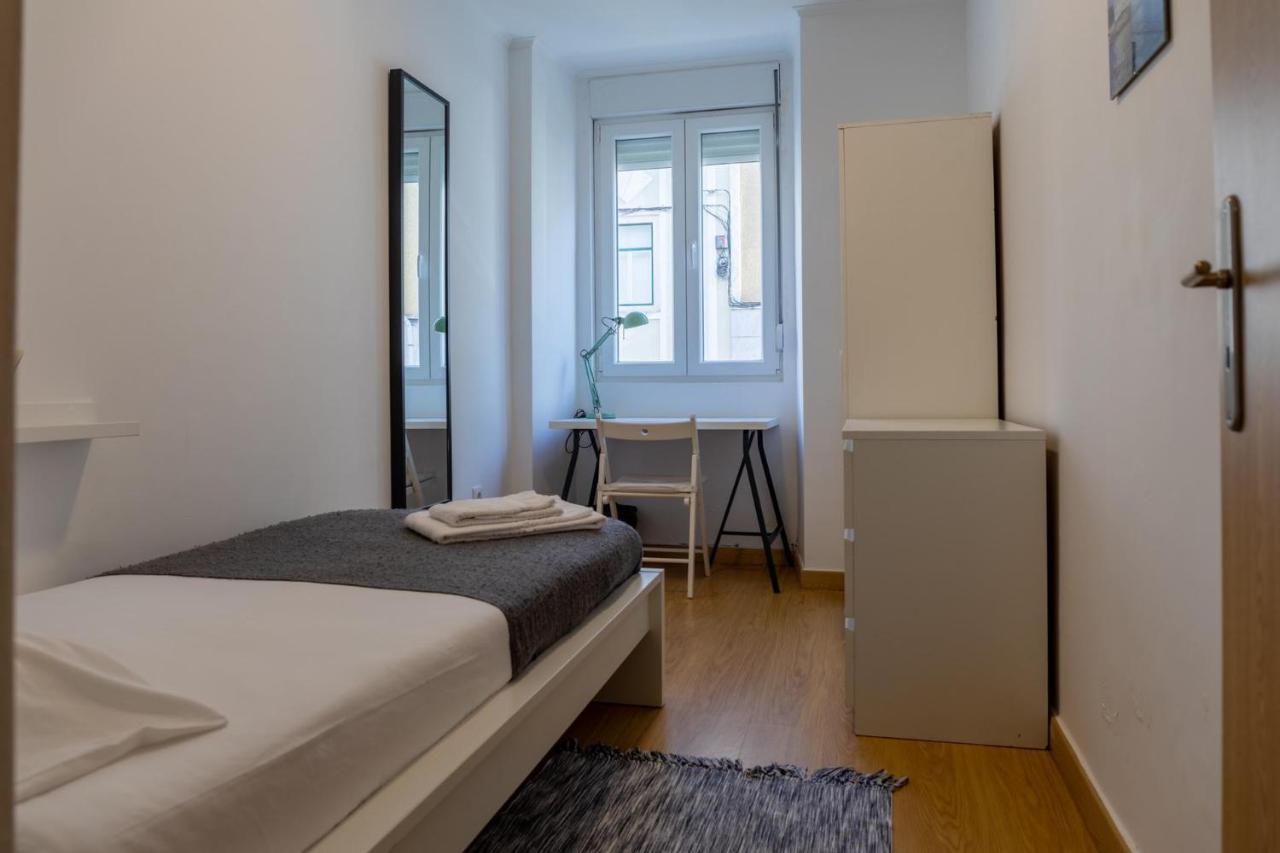Entrecampos - Family Apartment With Terrace Lisboa 外观 照片